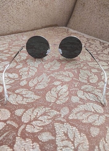  Beden H&M güneş gözlüğü