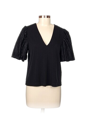 Zara Bluz %70 İndirimli.