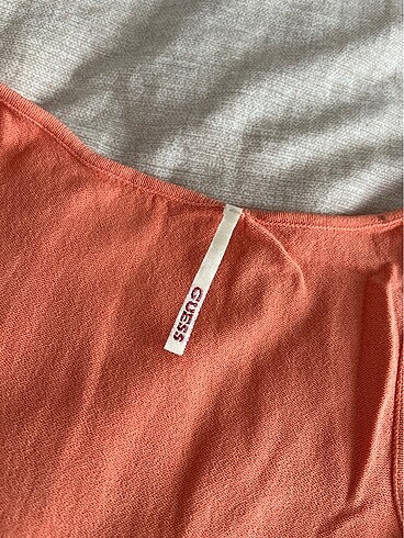 s Beden Guess Askılı T-shirt