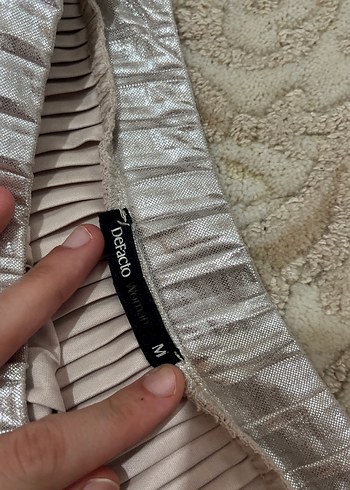 Parlak Bej Pilili Midi Etek - Görsel 4