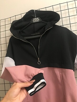zara kanguru model sweatshirt