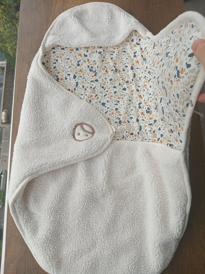 Beyaz Bebek kundagi, hastane çıkışı,battaniye - Görsel 3