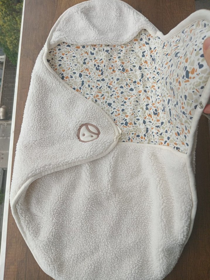 Beyaz Bebek kundagi, hastane çıkışı,battaniye - Görsel 4