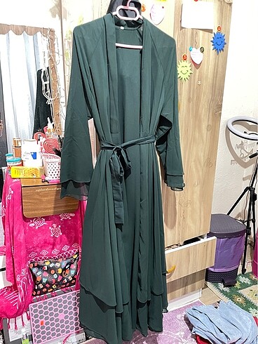 Abaya katlı şekilde