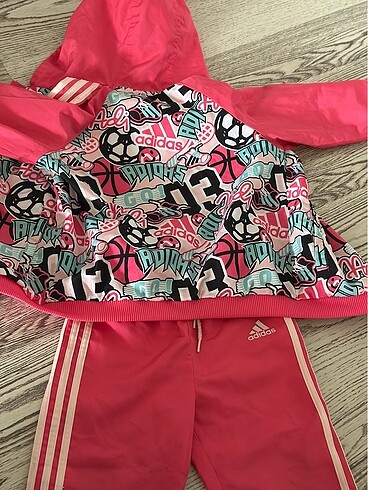 2 Yaş Beden Orijinal adidas çocuk eşofman