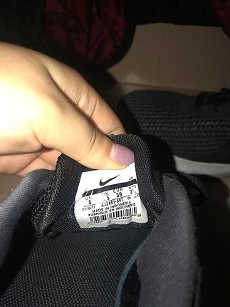 38 Beden siyah Renk Nike orjinal