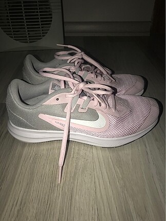 Nike spor ayakkabı