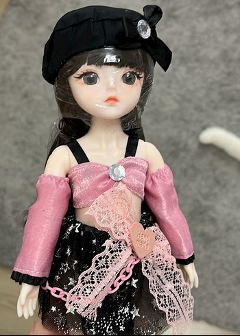 Monster High Pembe ve siyah detaylı BJD doll oyuncak bebek