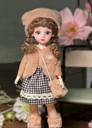 Kahverengi Kıyafetli BJD Bebek