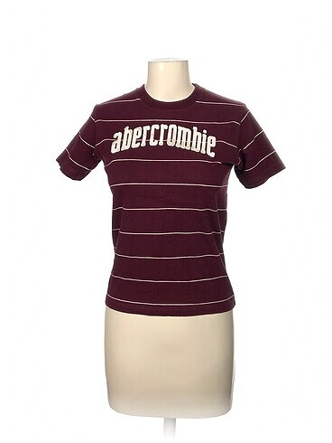 Abercrombie & Fitch T-shirt %70 İndirimli.