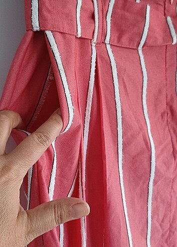 34 Beden pembe Renk Mudo yandan cepli uzun etek 