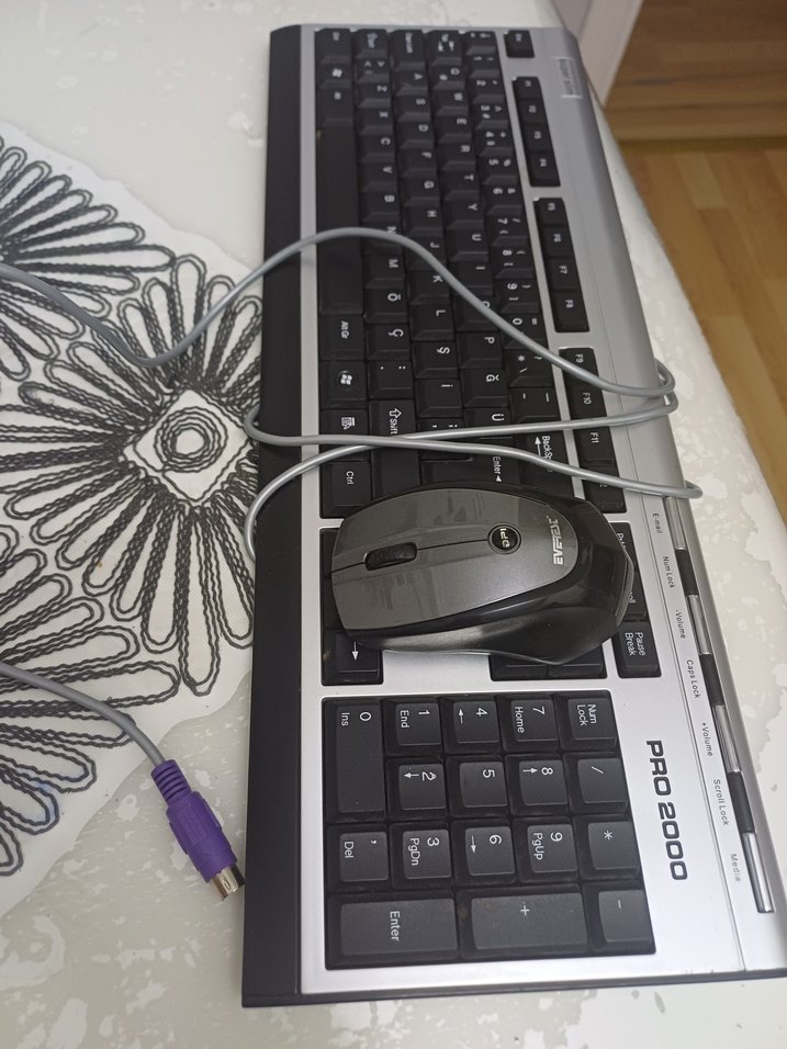 Mor ve Gri Kablolu Klavye PR02000 - Görsel 2