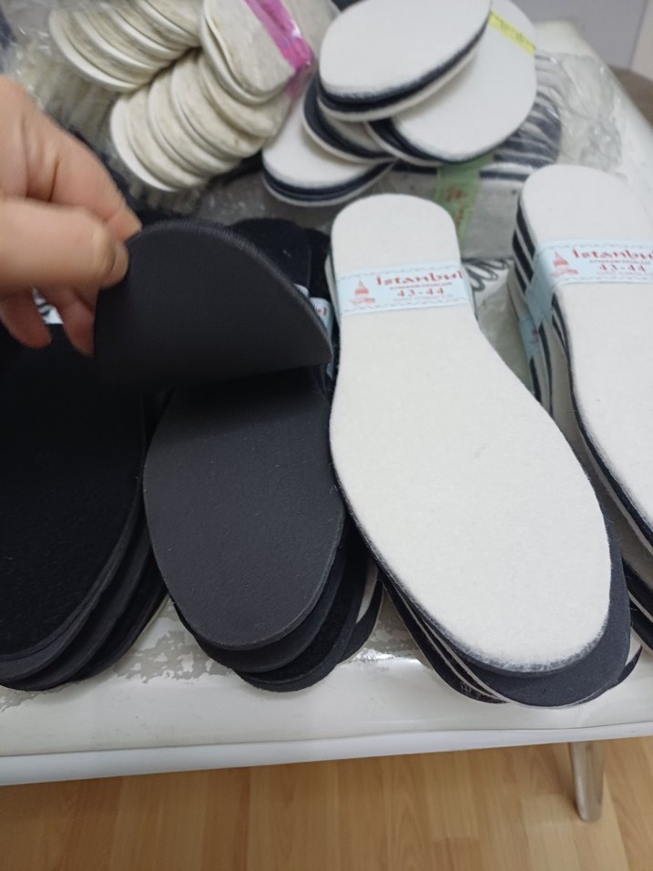 43-44 numara siyah beyaz ayakkabi kecesi - Görsel 3