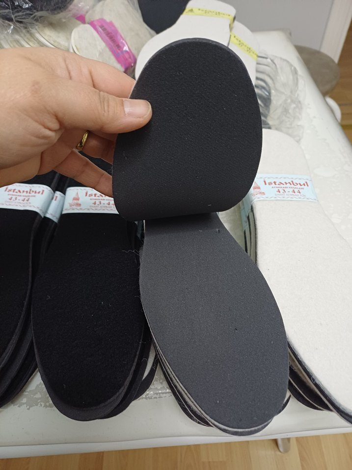 43-44 numara siyah beyaz ayakkabi kecesi - Görsel 2