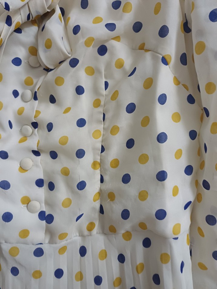 Düğmeli Beyaz Puantiyeli Mini Elbise - Görsel 2