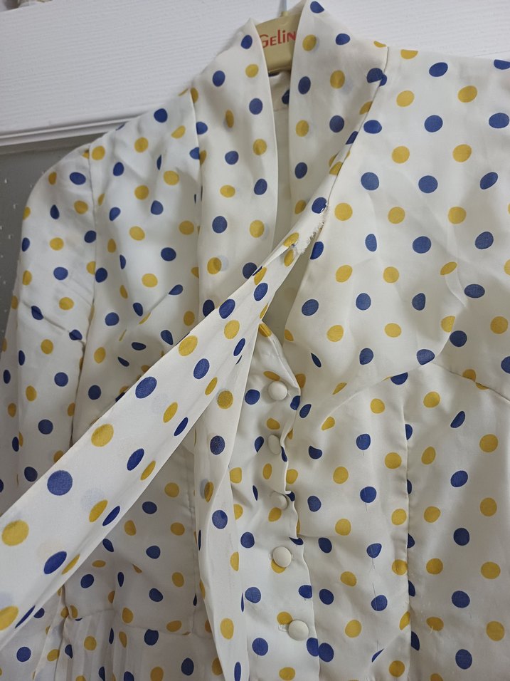 Düğmeli Beyaz Puantiyeli Mini Elbise - Görsel 5