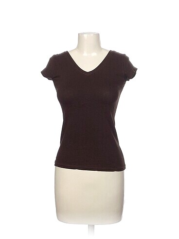 Diğer T-shirt %70 İndirimli.