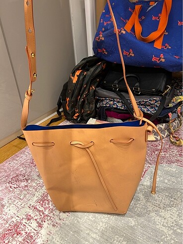 Mansur Gavriel Bucket Bag & Uterque cüzdan