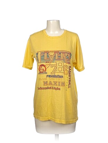 Diğer T-shirt %70 İndirimli.