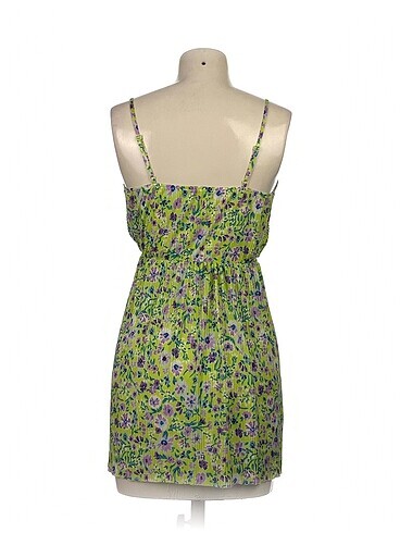 xs Beden Bershka Mini Elbise %70 İndirimli.