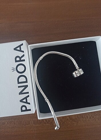 Pandora klasik model bileklik