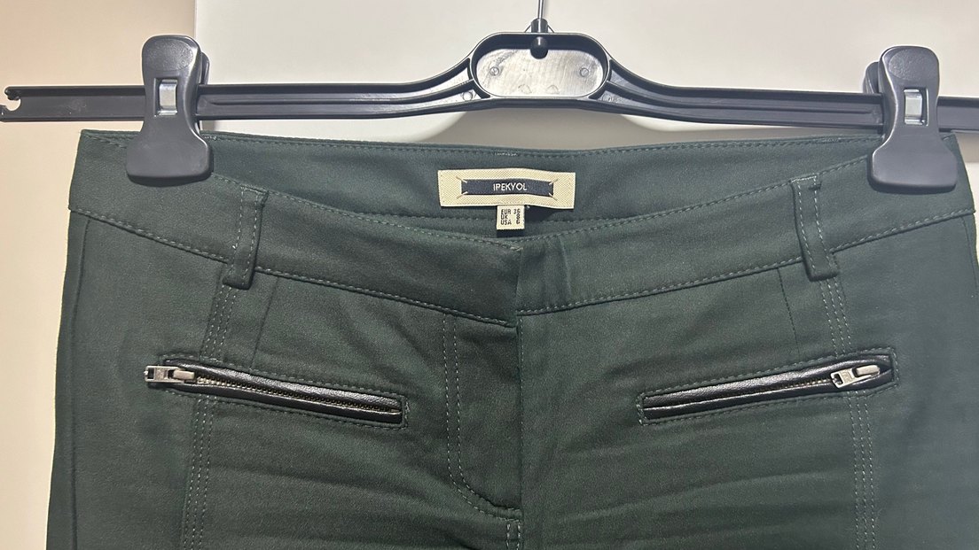 Kadın koyu yeşil deri Fermuarlı Kumaş Pantolon - Görsel 2