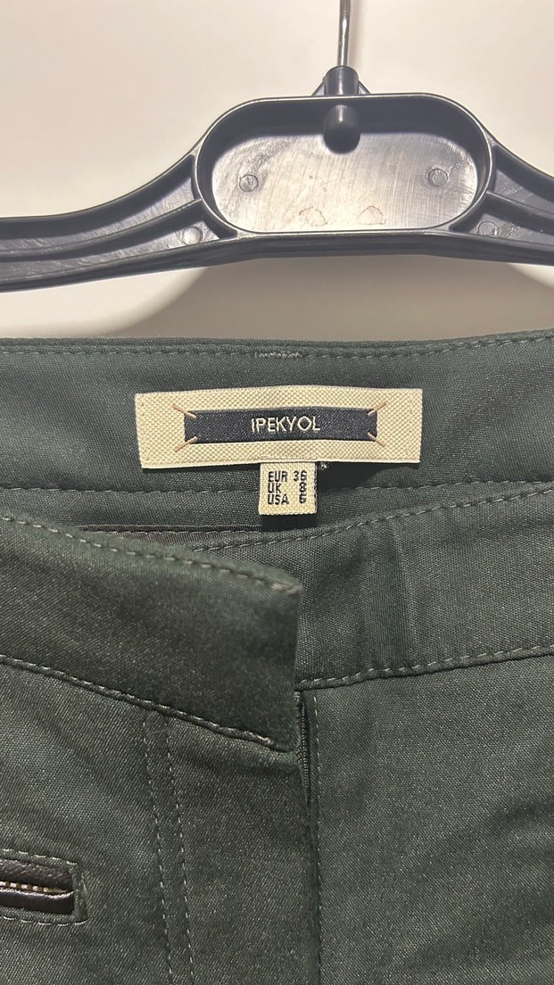 Kadın koyu yeşil deri Fermuarlı Kumaş Pantolon - Görsel 3