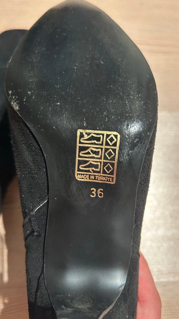 Siyah Süet Kısa Topuklu Kadın Bot - Görsel 3