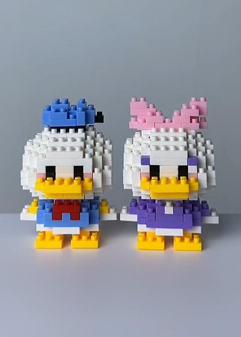 Couple Mini Lego Donald and Daisy Duck