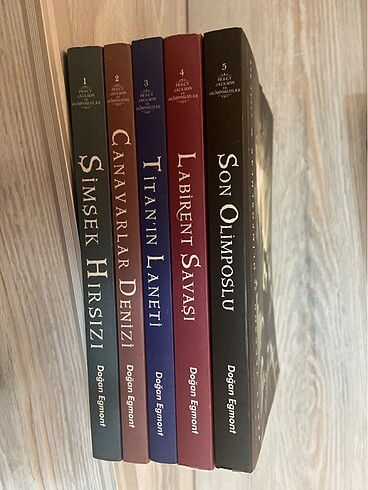 Percy Jackson ve Olimposlular serisi 5 kitap