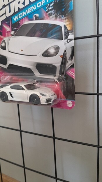  Beden Hot whells porshe