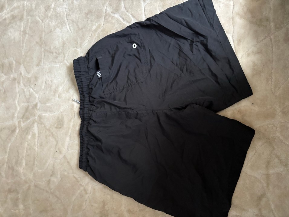 Erkek Siyah Rahat Kesim Mini Şort - Görsel 3