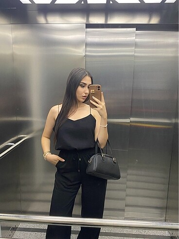 Zara Siyah takım