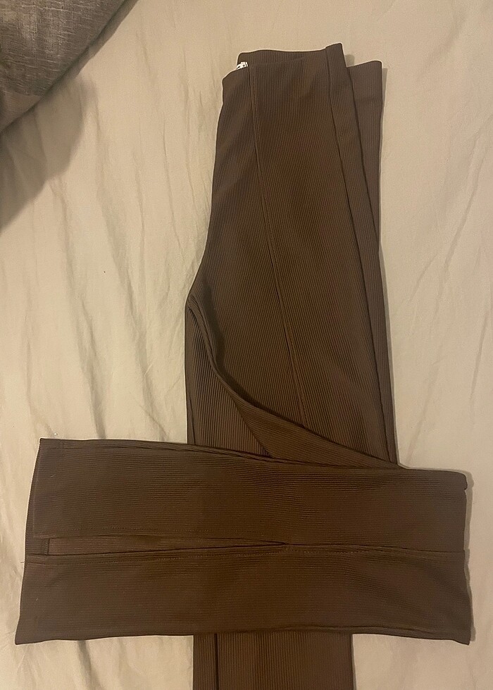 İspanyol paça kumaş yırtmaçlı pantolon - Görsel 2