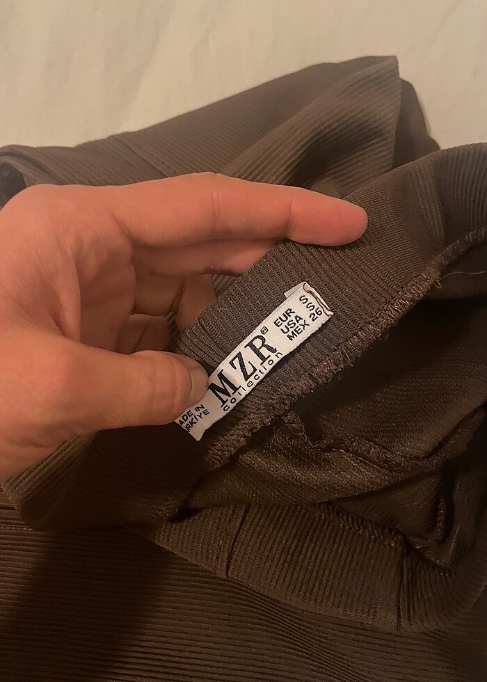 İspanyol paça kumaş yırtmaçlı pantolon - Görsel 4