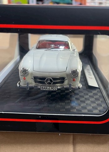 Gri Die-Cast Oyuncak Araba - Görsel 9