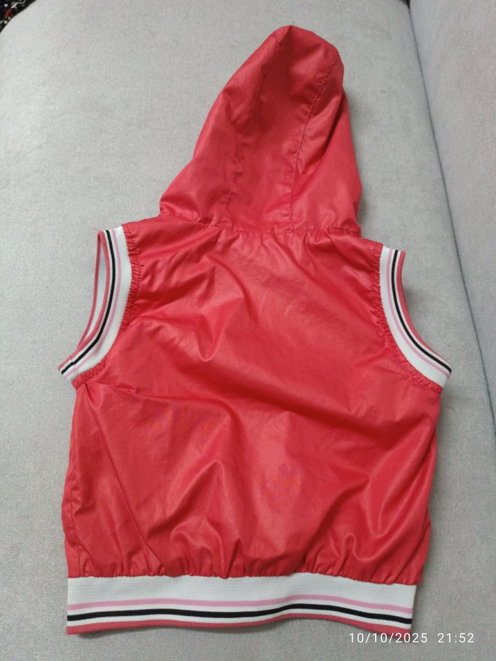 Kız Çocuk Renkli Baskılı Fermuarlı Yelek - Görsel 2