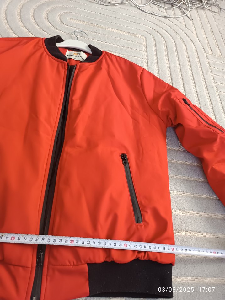 Kırmızı Fermuarlı Kadın Spor Mont - Görsel 5