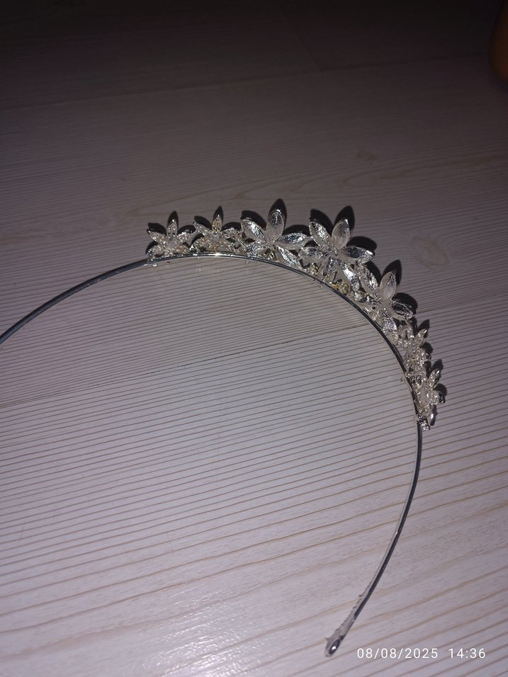 Gümüş renkli taşlı Çiçekli Gelin Tacı - Görsel 3