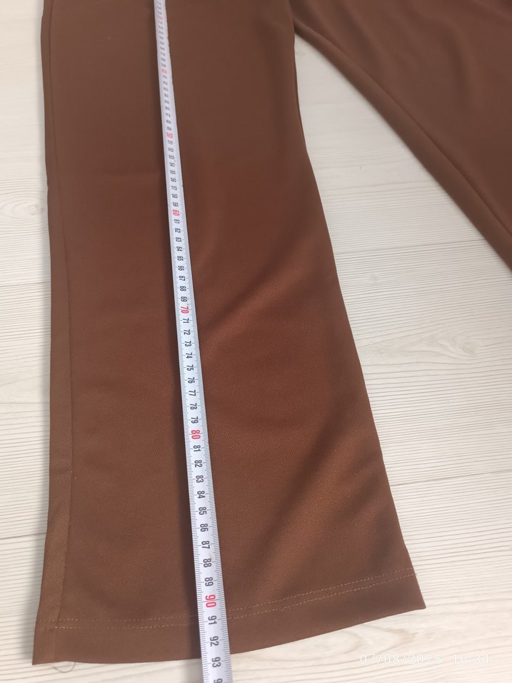 Kadın Kahverengi Düğmeli Uzun Takım - Görsel 4