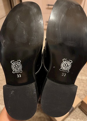 Kemer Tokalı Siyah Parlak Çocuk Ayakkabısı - Görsel 3