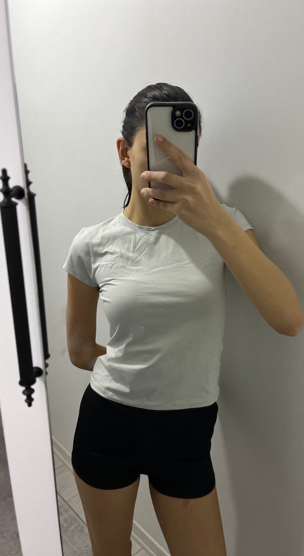 Beyaz Kadın Crop Top Kısa Kollu - Görsel 2