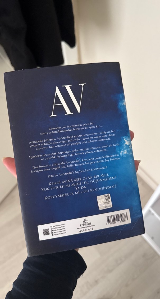 M. Rise - AV Romanı 12. Baskı - Görsel 2