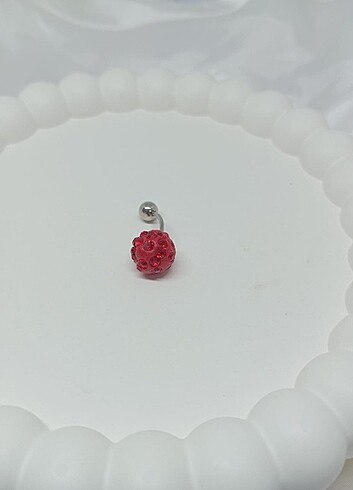 Kırmızı taşlı göbek piercing  - Görsel 2