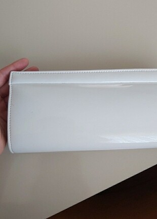 Beyaz Rugan Clutch