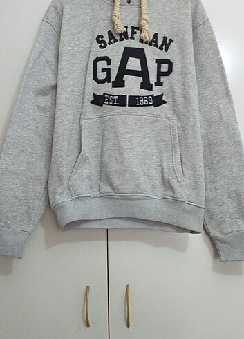 GAP Marka Sweatshirt