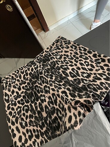 Diğer leopar şort