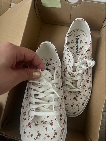 39 Beden Orjinal superga ayakkabı
