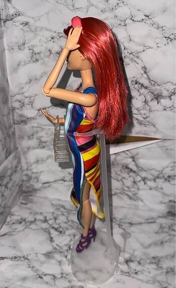 Beden Barbie Kızıl Saçlı Eklemli