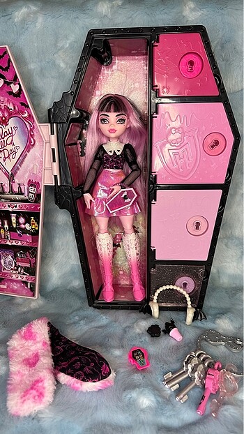 Monster High Draculara Skulltimate